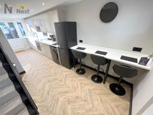 Photo 19- click for photo gallery